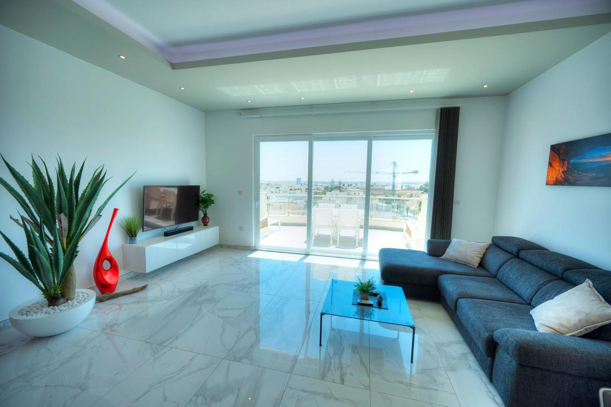 Apartment Luxurious Penthouse With 2 Large Terraces Dger1-1 *