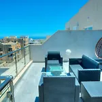 Luxurious Penthouse With 2 Large Terraces Dger1-1